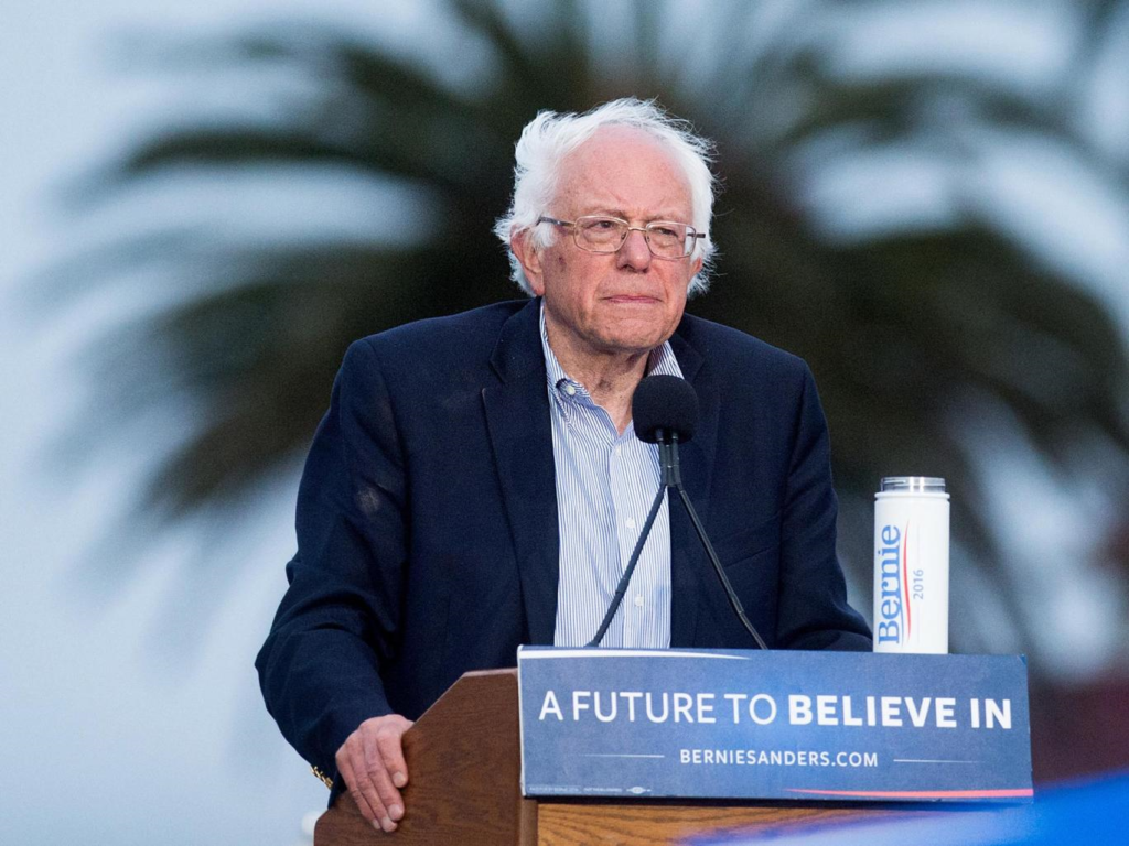 Bernie Sanders addresses supporters in San Francisco [Image: AP].