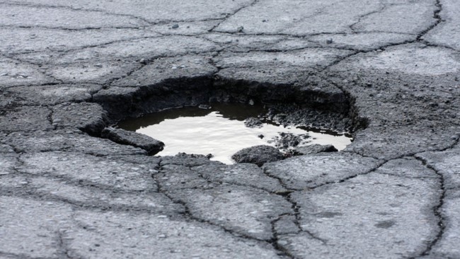 Labour's election campaign has fallen down a pothole