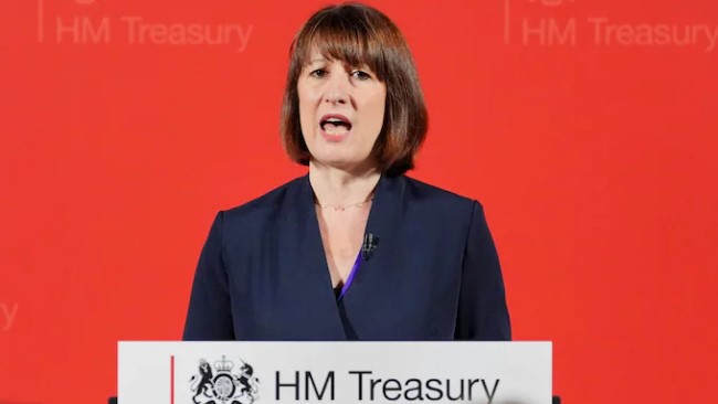 Labour's strategy on money is the same as the Tories in 2010